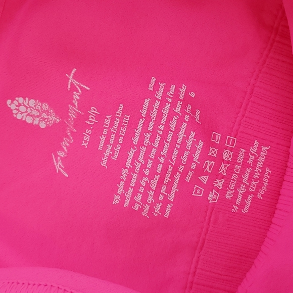Free People Good Karma Crop bright pink - Picture 5 of 11